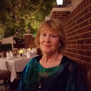 Meet your Posher, Vikki